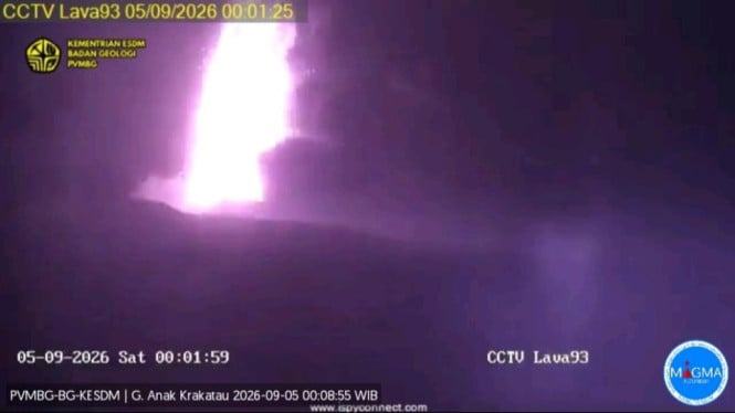 Kronologi Gunung Anak Krakatau Erupsi, Dentuman Keras Terdengar hingga Bikin Warga Panik