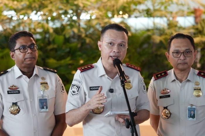 Imigrasi Kasih Izin Tinggal Darurat dan Bebas Biaya Overstay bagi WNA yang Terdampak Erupsi Anak Krakatau