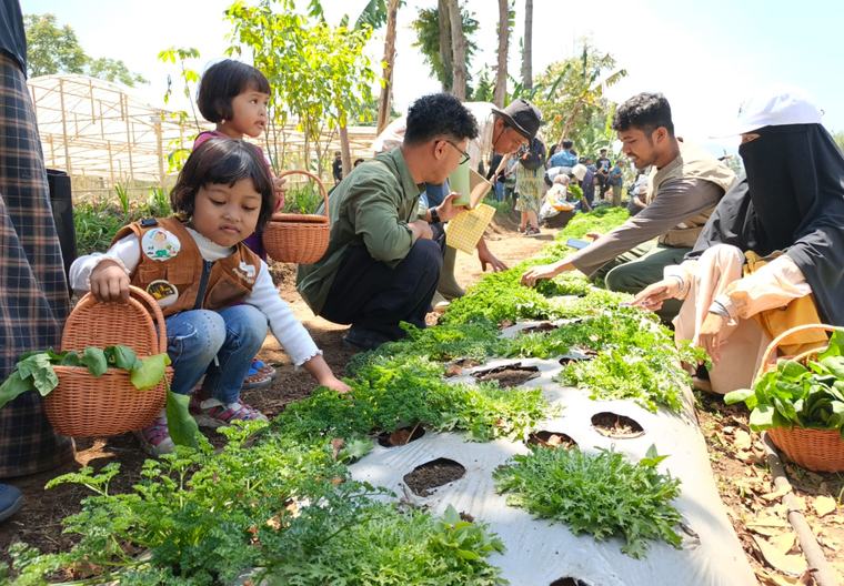 Dari Kebun hingga Liwet, The Lodge Maribaya Kenalkan Kuliner Sunda