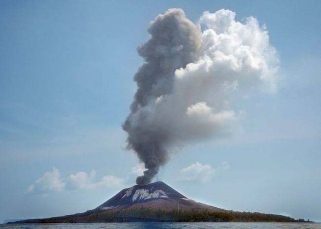 Gunung Anak Krakatau Erupsi Level 3, Intip Sejarah Letusannya Sejak 1883