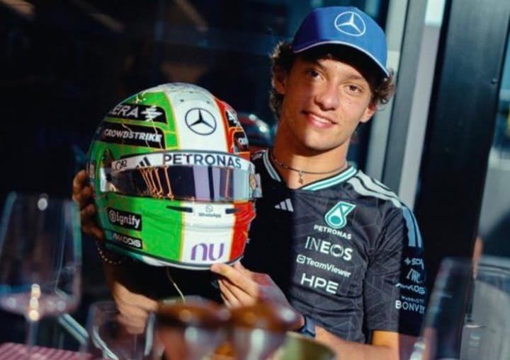 Pimpin Klasemen F1 2026, Kimi Antonelli Tegaskan Setia di Mercedes