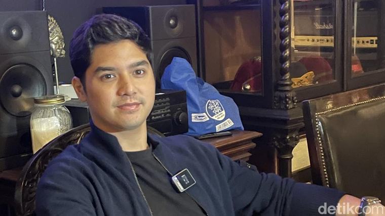 Al Ghazali Cerita Pernah Tabrak Beton saat Drifting, Disaksikan Maia Estianty