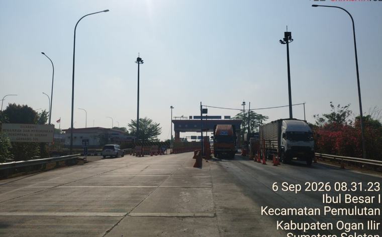 Pengendara Diimbau Tetap Waspada Dampak Asap Karhutla di Tol Kayuagung