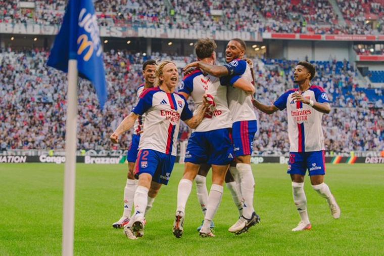 Hasil Ligue 1: Lyon Hajar Auxerre 3-1, Puncaki Klasemen Sementara