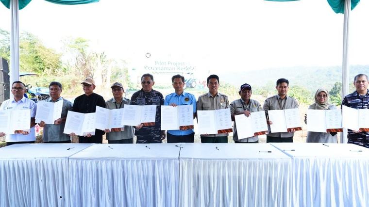 Kemenko Pangan Pastikan Hasil Panen Kedelai Pilot Project Cariu Terserap