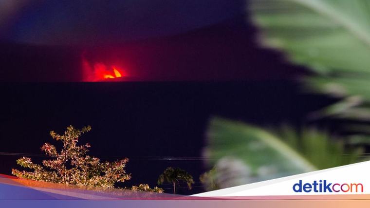 Jawaban Badan Geologi soal Potensi Tsunami Erupsi Berulang Anak Krakatau