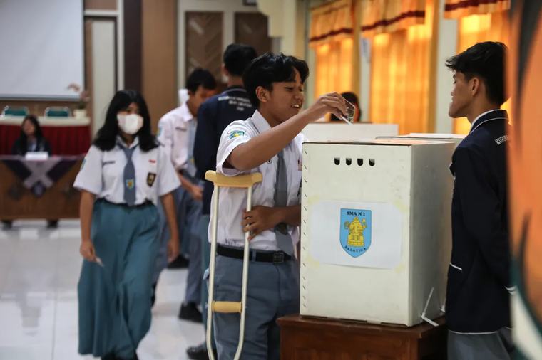 Pemilihan Ketua OSIS Jadi Sarana Belajar Demokrasi