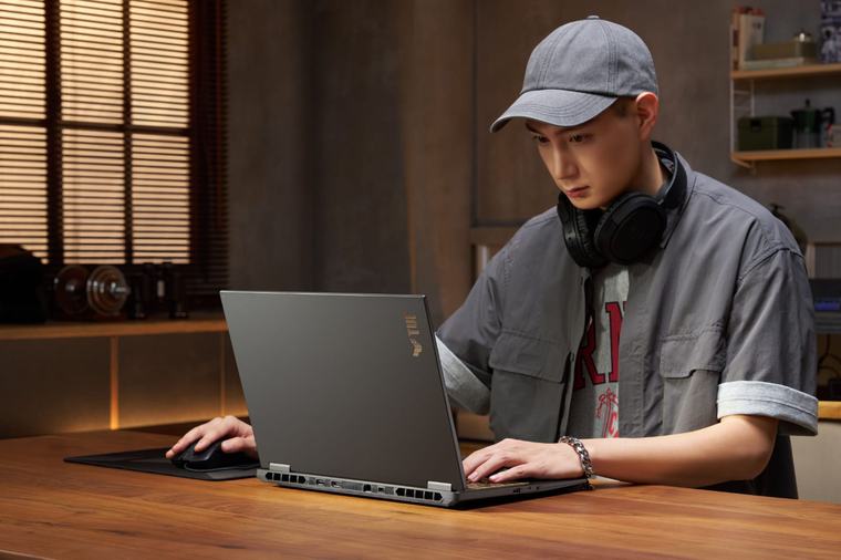 Intip Jeroan ASUS TUF Gaming 16 Terbaru: Dibekali RTX 50 Series, RAM Bisa 64GB dan SSD Hingga 2TB