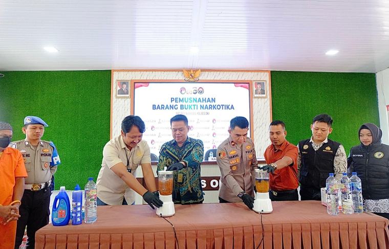 Cegah Narkoba Beredar, Polres OKI Musnahkan 994 Pil Ekstasi Kasus di Tugu Agung