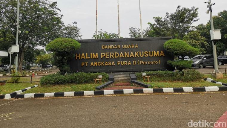 Bandara Halim Ditutup sampai Pukul 14.00 WIB Imbas Erupsi Anak Krakatau