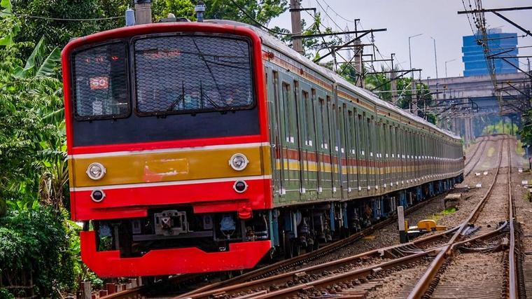KCI Periksa Petugas yang Ribut dengan Penumpang KRL di Stasiun Angke