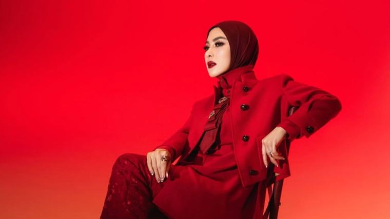 Syahrini Gak Masalah Wajah Dijadikan Meme: Urusan Kita Berbuat Baik Saja