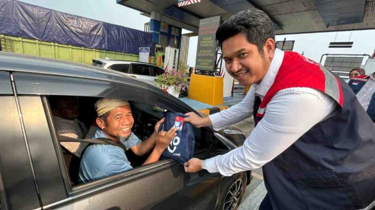 Rayakan Hari Pelanggan Nasional 2026, Hutama Karya Beri Kejutan untuk Pengguna Jalan