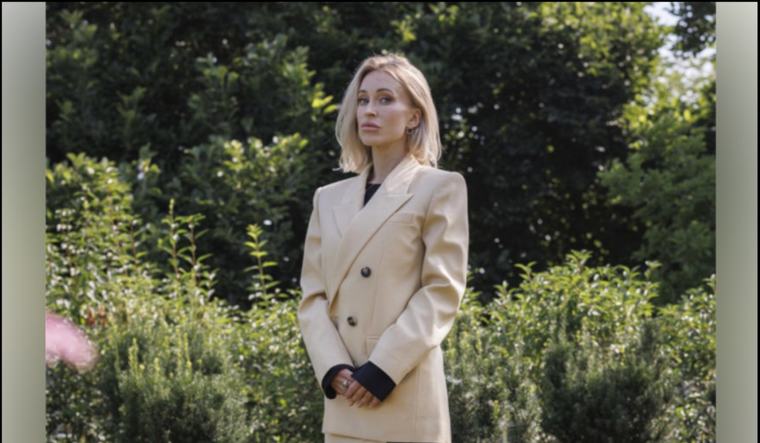Kisah Julia Molchanova Lolos dari Jeratan Sekte Jeffrey Epstein