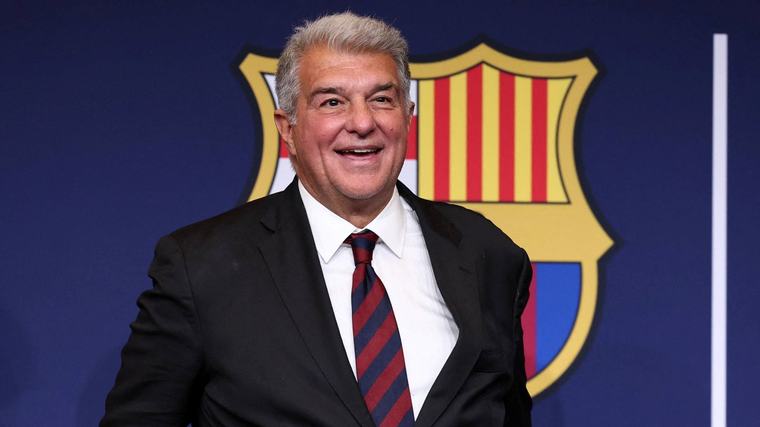 Pendapatan Barcelona Tembus 1 Miliar Euro untuk Kali Pertama