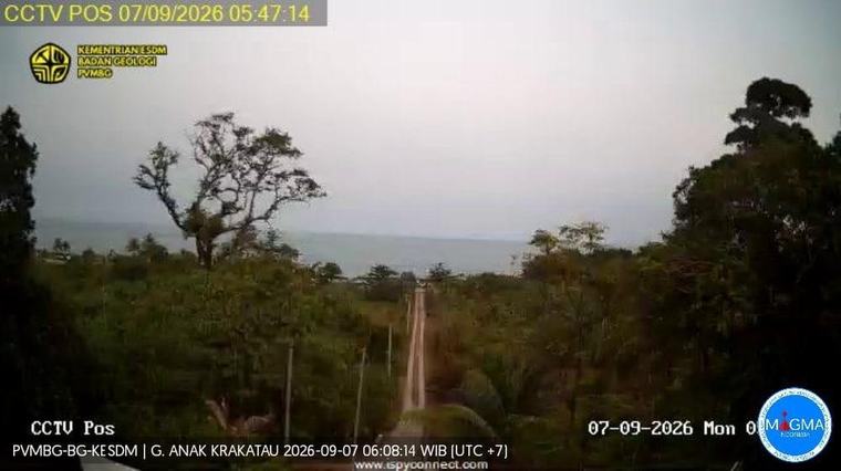 Kondisi Gunung Anak Krakatau Senin Pagi Usai Erupsi