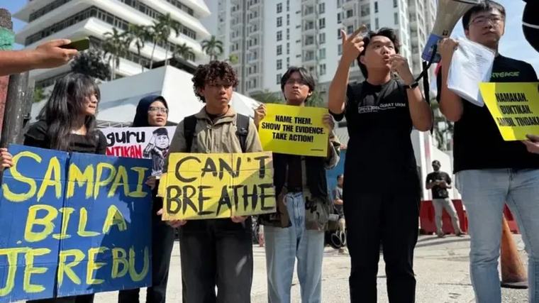 Protes Asap Karhutla, Aktivis Malaysia Demo di Depan KBRI Kuala Lumpur
