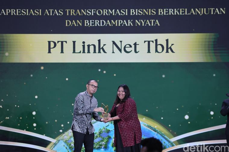 Linknet Sabet Award Transformasi Bisnis Berkelanjutan dan Berdampak Nyata