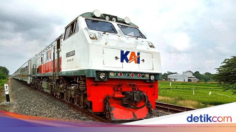 Ini Jadwal Kereta Tambahan dari Jogja ke Gambir Imbas Abu Vulkanik Anak Krakatau